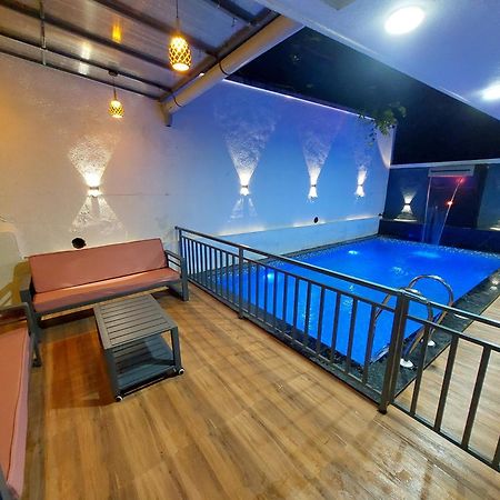 Divine Bliss Villa לונבלה מראה חיצוני תמונה